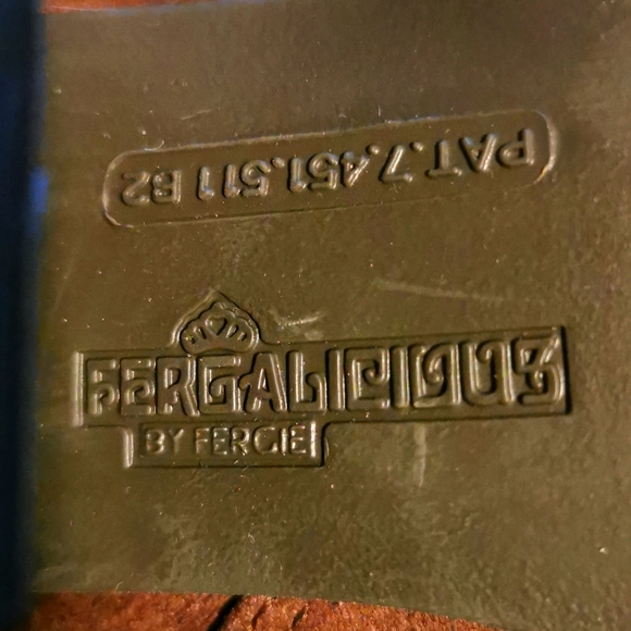 Fergalicious by Fergie Suede Boots 7.5 - Picture 6 of 8